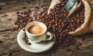 Caffeine and Hormones: Heavy Coffee Linked to Metabolic Shifts and Testosterone Changes