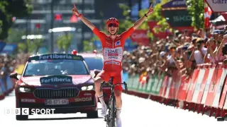 Pogacar Seals Stage 4 Solo Win to Extend Vuelta Lead