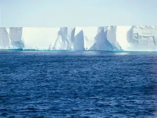 Ross Ice Shelf: Antarctica’s 800-km ice shield guarding against 5 meters of sea-level rise