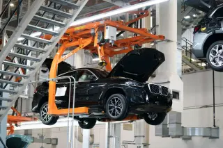Fact-check: Trump's claim of record US car plant construction is false