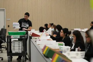 Fed probes widen into California elections, with prosecutor sent to LA vote center