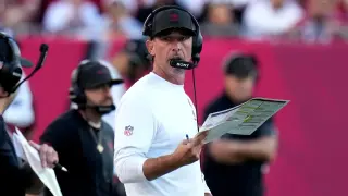 Shanahan back on 49ers sideline after crash, gains new caution on autopilot and concussions