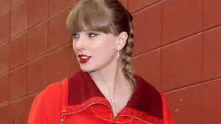 Swift in the Suite: Taylor Cheers Kelce at Chiefs Opener