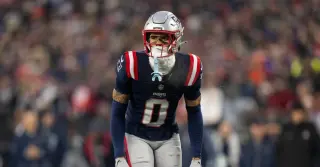 Patriots lock in Gonzalez with record-setting cornerback extension