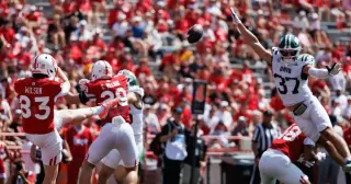 Huskers extend sellout streak as pass rush improves and punter earns praise