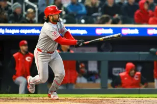 Suarez Returns as Hayes Lands on IL with Back Trouble