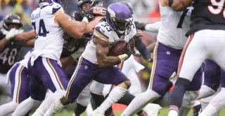 Vikings Face Backfield Crisis as Mason Out, Jones Doubtful for Buccaneers Clash
