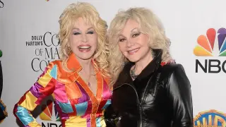 Stella Parton Pleads for Compassion, Slams AI Misinformation After Dolly Parton’s Death