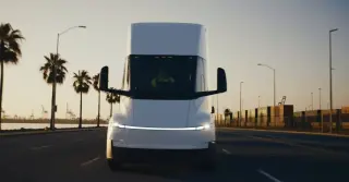 Tesla Semi Enters Volume Production After Seven-Year Delay