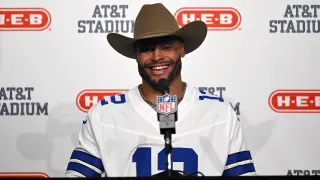 Prescott Breaks Cowboys TD Record, Reflects on 2012 Romo Tweets