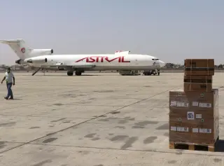 Houthis Strike Aden Airport and Riyadh as Saudi-Yemeni Forces Retake Mocha
