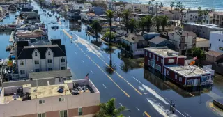 Huntington Beach declares emergency as record tides damage 114 structures