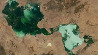 Emerald Outback: Four Lakes Merge Into One After Unprecedented Australian Rain