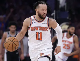 Knicks’ 53-Year Wait Ends with Broadway Ticker-Tape Parade