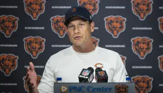 Bears suffer 31-7 blowout loss to Packers at Lambeau Field