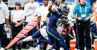 Seahawks place rookie RB Jadarian Price on IR after chest injury