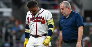 Braves Star Acuña Jr. Day-to-Day After Shin Injury; Suarez Return Nears