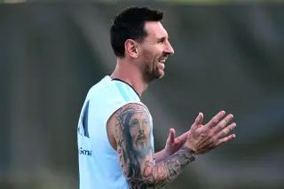 Messi benched for Argentina's World Cup group finale