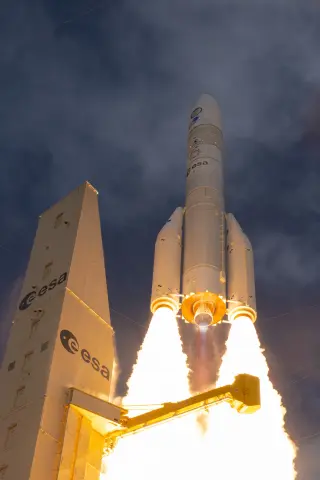 Ariane 6 Debuts with Flexible, Heavy-Lift VA262