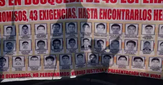 Mexico Announces 17 New Suspects in Ayotzinapa Case as Families Demand Military Records