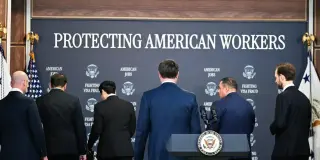 US Suspends Microsoft, Adobe, and Indian IT Giants from Green Card Labor Certification