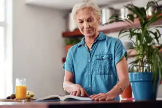 Western Diet May Accelerate Brain Decline in Alzheimer’s Risk Group