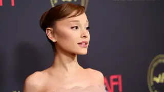 Ariana Grande reassures Chicago crowds the hiatus is planned, not impulsive