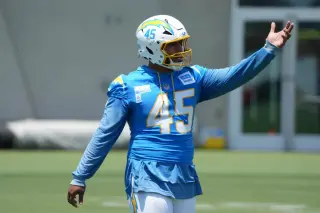 Chargers 2026 camp focuses on Tuipulotu deal, frontline battles, and McDaniel's scheme