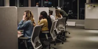 AI-Driven Automation Expected to Narrow 12 U.S. Jobs in the Next Decade