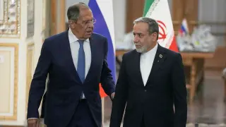 Lavrov Defends Iran Support in Tehran Amid Trump's Criticism and Regional Escalation