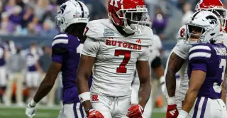 Eagles bolster practice squad with four new signees, boosting depth