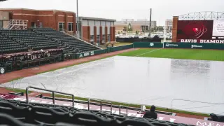 Weather Delays OU-Texas A&M Softball Opener With Sooners Leading 5-3