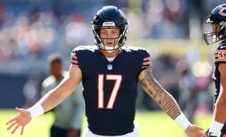 Bears seek historic third straight win at Lambeau despite key absences