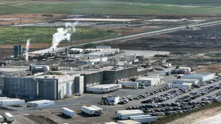 Tyson reshapes beef operations, selling Pasco plant and closing others