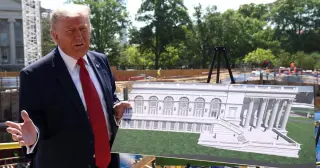 Trump Bets on SCOTUS to Save the White House Ballroom