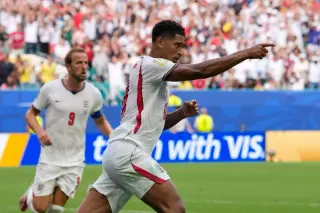 Bellingham's brace sends England into the World Cup semis