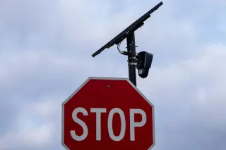 Abbott Halts Flock Cameras Amid Bipartisan Privacy Backlash in Texas