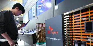 US Investors Boost SK Hynix ADRs During Korea Holiday