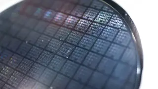 Asia’s chip rout deepens as SK Hynix slides on weak results