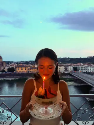 Selena Gomez’s Italy Birthday Photos Captured by Benny Blanco