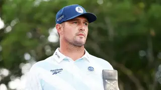 DeChambeau Heads Toward Fourth Consecutive Missed Cut as US Open Stings