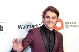 RJ Mitte’s mother addresses online speculation following actor’s suicide