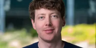 Microsoft's New AI Chief Flattens Office Hierarchy and Mandates Four-Day Return-to-Office