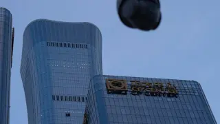 Beijing crash: police search car linked to Citic Tower incident