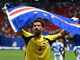 Vozinha: Cape Verde’s veteran keeper shines against Spain at the World Cup