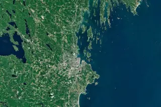 Maine’s Dual Coasts: Sand in the South, Stone in the Northeast