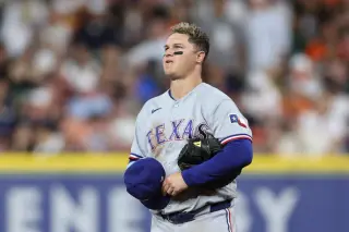 Rangers sideline Pederson, Quantrill for final week of AL West race