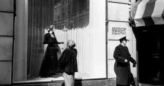 Bergdorf Goodman bets on elite sales staff to revive luxury retail