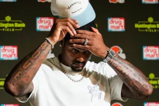 Watson: Browns fans' booing was disrespectful, but he feels love on the road