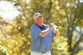 Masters Grounds Firm on No-Phone Policy, Calcavecchia Ejected